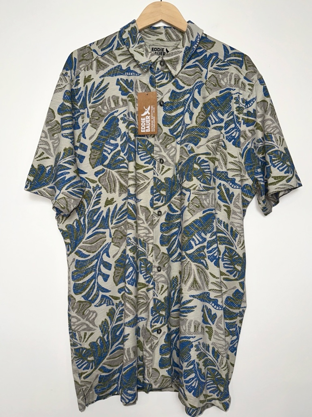 Eddie Bauer Short Sleeve Cotton Baja Knit Tropical Leaf Print Shirt